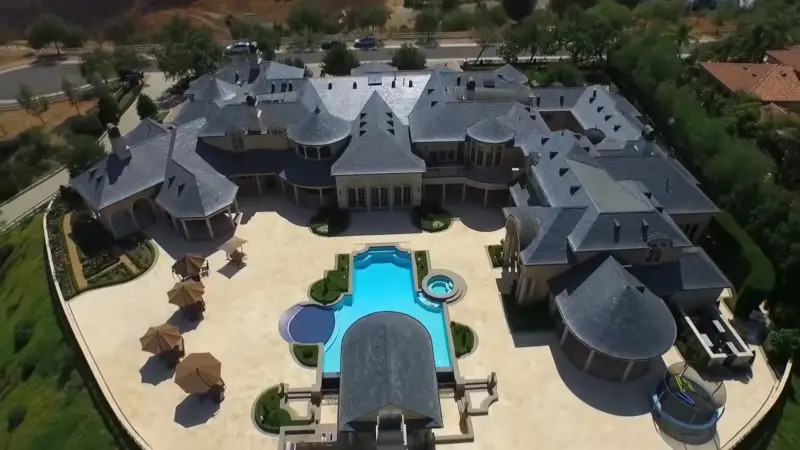 Se Drakes hus til +650 millioner kroner