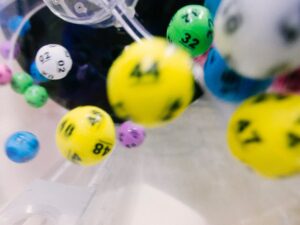 Hvad er sandsynligheden for at vinde i Lotto?
